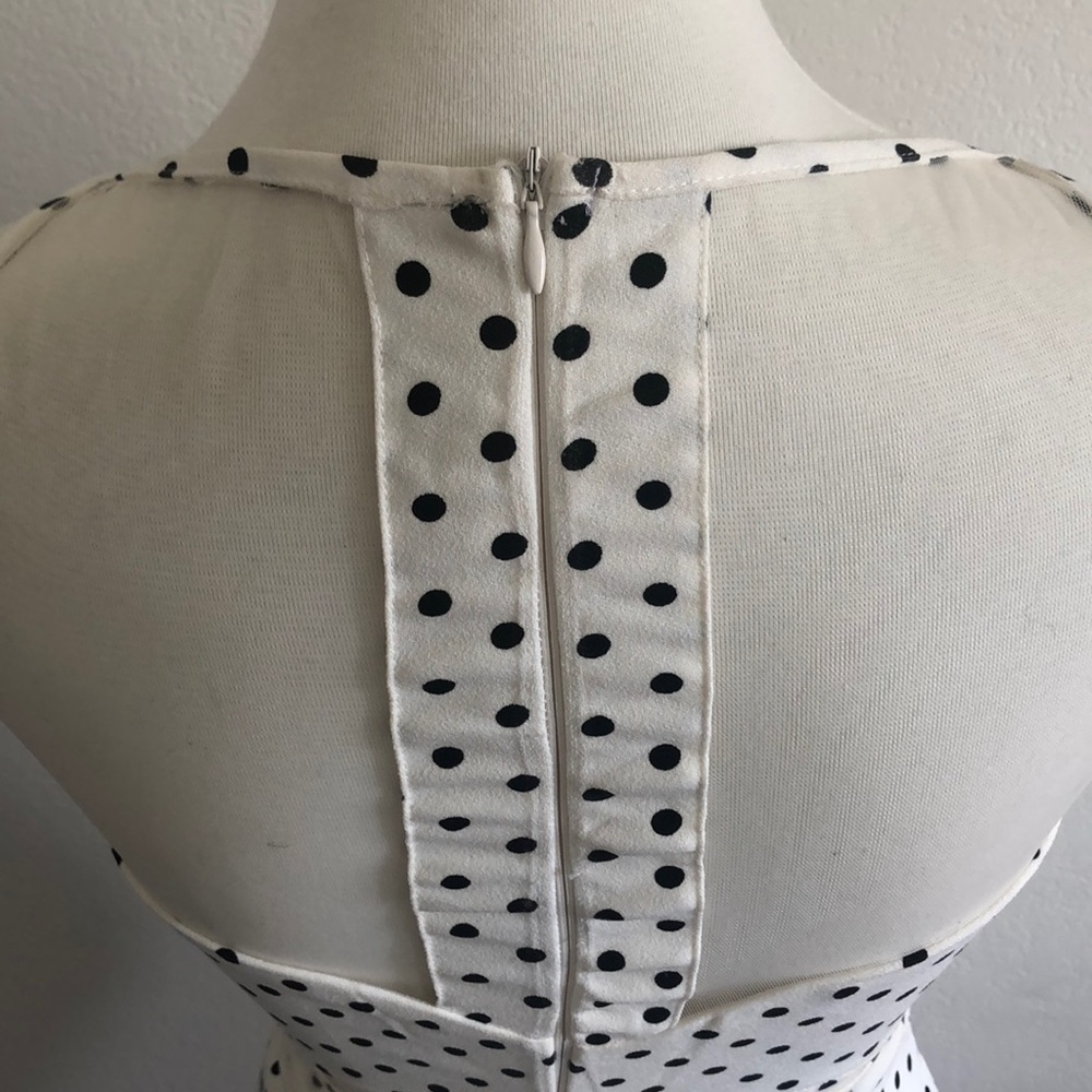Dress - Picture 5 of 5